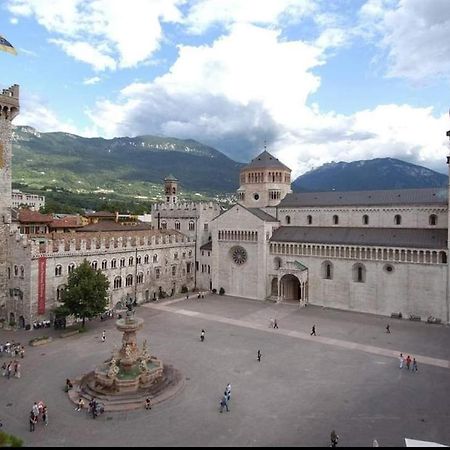 B&B And Apartments Al Duomo Trento Luaran gambar